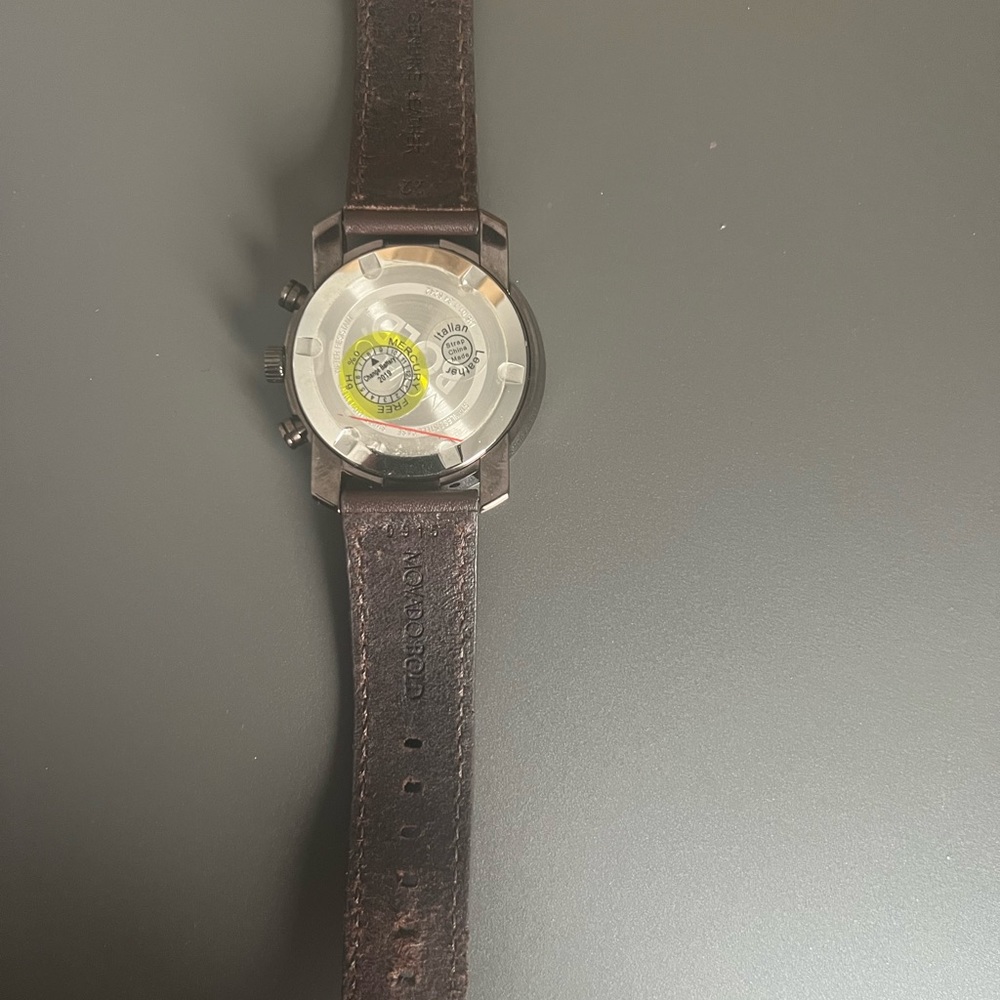 Movado Bold watch brand new- a great gift - Picture 3 of 7